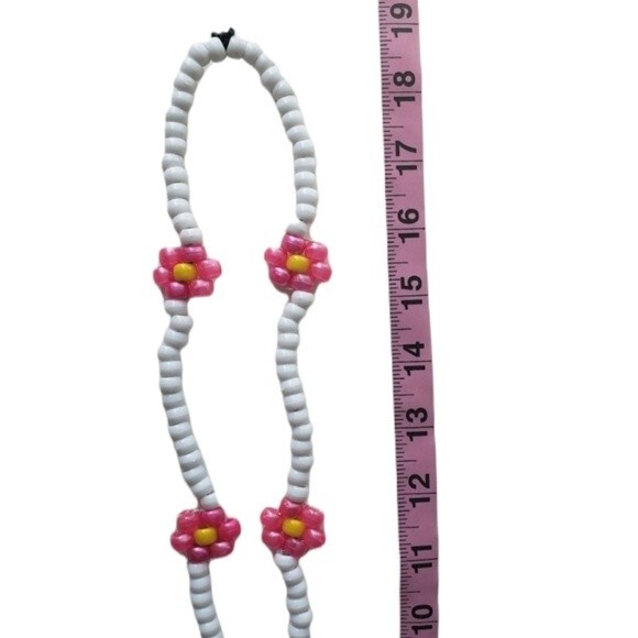 SANDY SQUIRREL Kandi Necklace - Picture 3 of 5